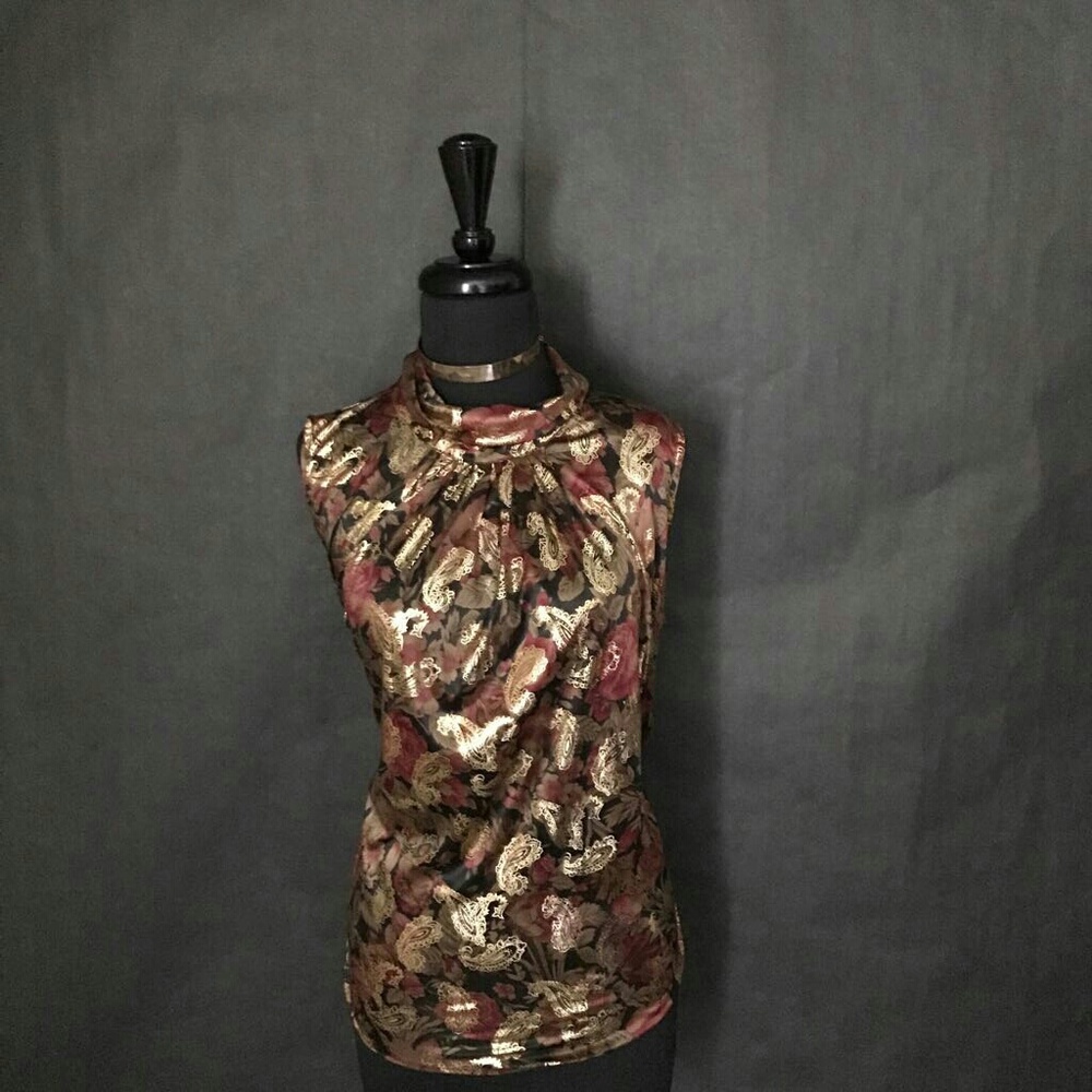 GLORIA LANCE Gold Color Pearsly Print Top Sz S